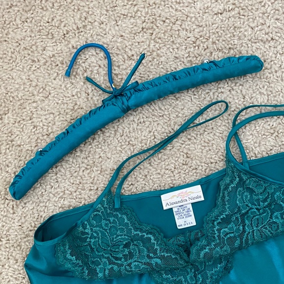 “ALEXANDRIA NICOLE” 💚SUPER SEXY🌹LACE NEGLIGEE - Picture 10 of 12